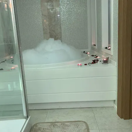 Agaoglu Maslak 1453 2+1 Penthouse Loft דירה *